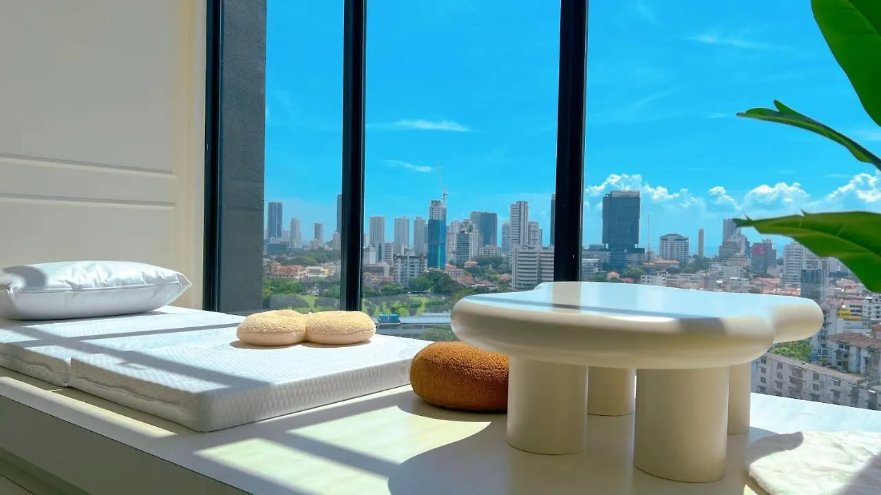 Apartment Skypool With Seaview 8Pax Beacon Executive Suites - Georgetown City Centre - 3Km To Komtar