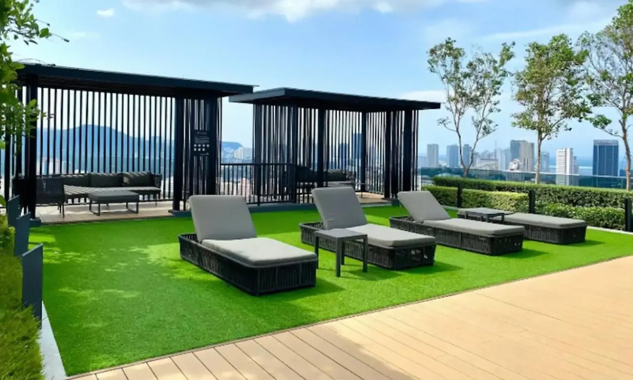 Apartment Skypool With Seaview 8Pax Beacon Executive Suites - Georgetown City Centre - 3Km To Komtar